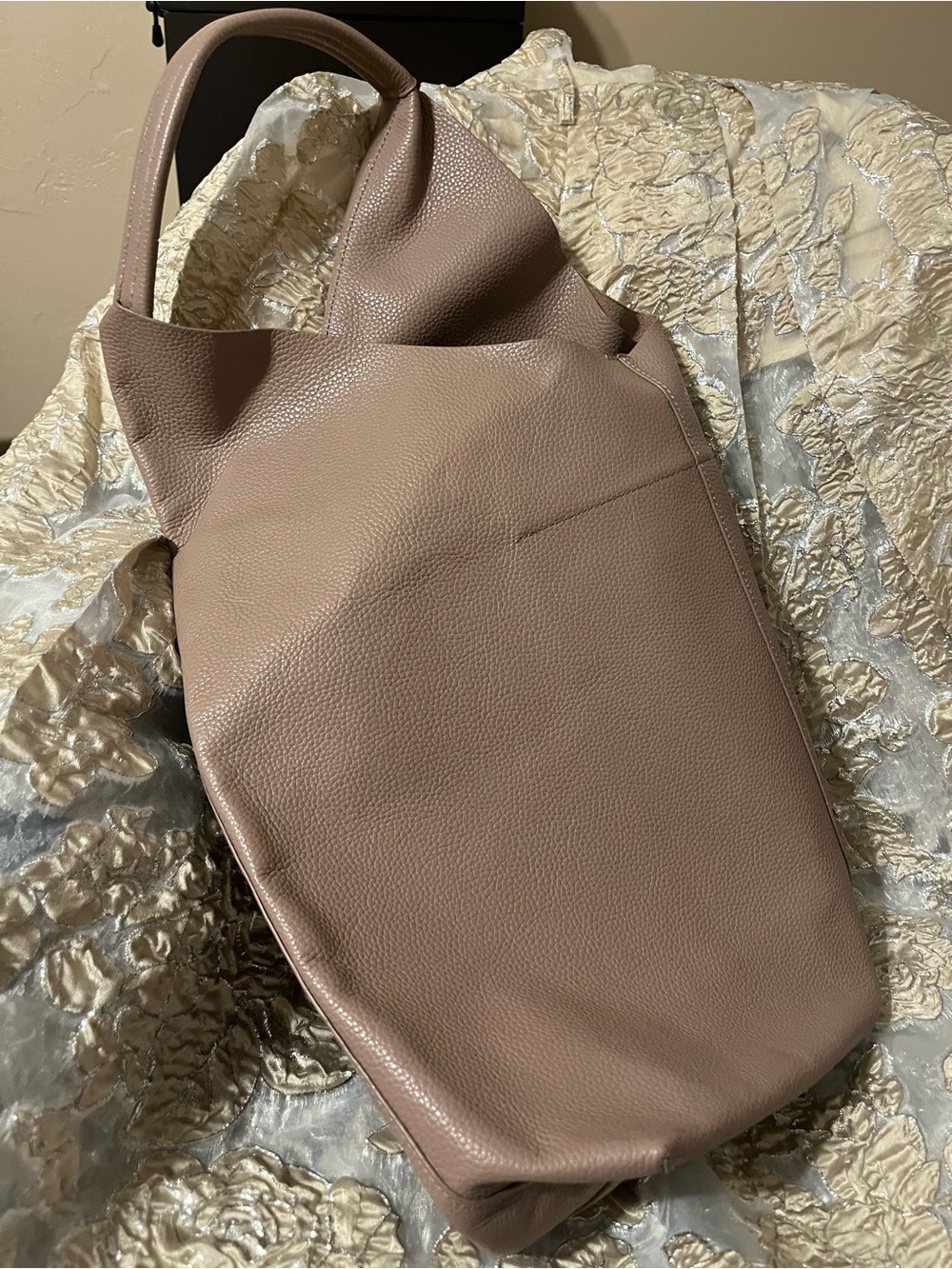 Kurt Geiger Taupe Pebbled Leather Tote with Gold Foil Logo - Picture 3 of 8